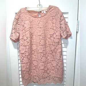 Medium pink lace blouse